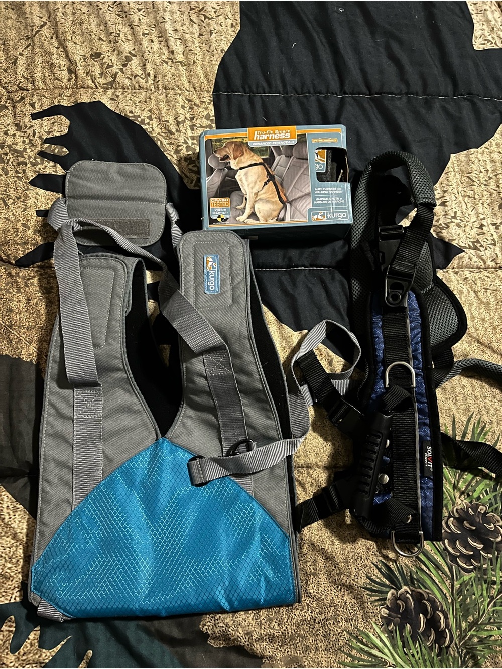 (3) NEW LARGE DOG HARNESS WONT SEPARATE
